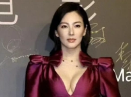 深圳街拍生图炸雷！张雨绮酒红绸缎裹身透“肉香”，宁静预言成真-振兴资源分享网